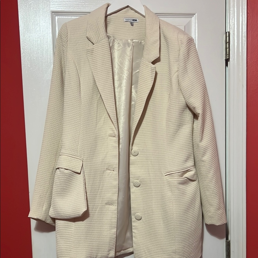 Women's Cream Textured blazer and pants set